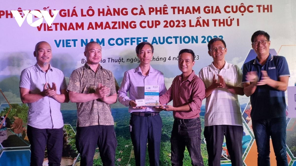 Lần đầu tiên đấu giá, cà phê đặc sản Việt Nam tăng giá 7 lần